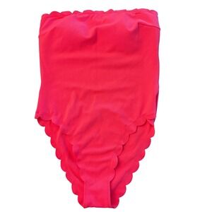 Victoria's Secret Swimsuit Medium Coral Scalloped One Piece Strapless‎ Textured